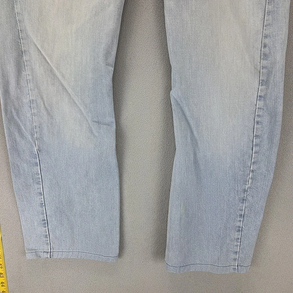 VTG Levis Engineered Jeans Mens Blue Twisted Flap Pockets Altered Hem Fits 32x30